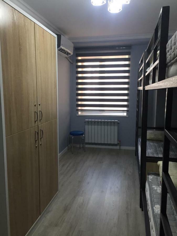 Hostel - Guest House Meyman Almaty Esterno foto